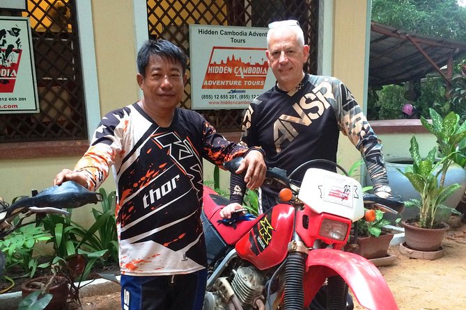 DB Siem Reap Half Day Dirt Bike Tour School - What the varied ground feels like
