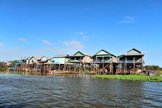 Experience Tranquility: Kampong Phluk Floating Villages Tours - Seeing life in the high-stilt village