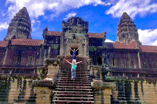 Explore Angkor Temple & Other - Private Vehicle with Tour Guided - Hotel Pickup and the Comfort of a Private Car