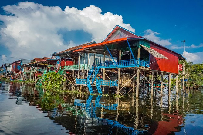 Explore The Kampong Pluk Floating Village - Artisan School After the Lake