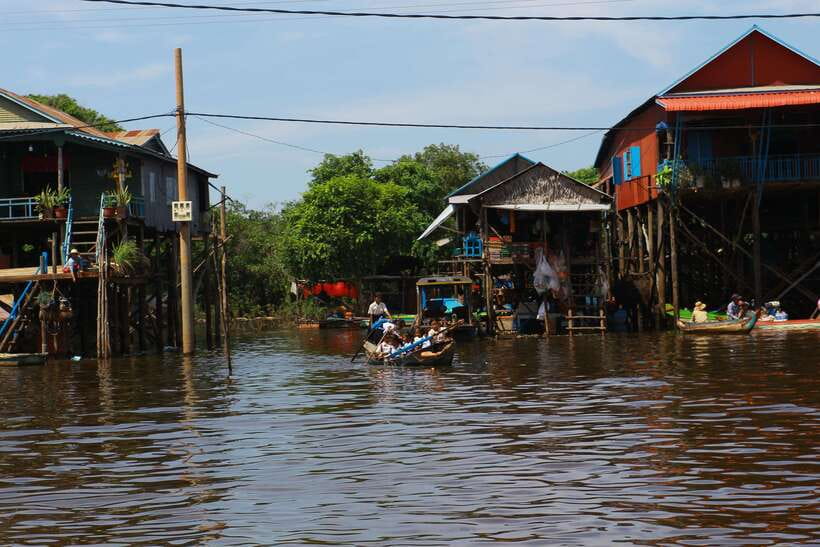 Exploring the Enchanting Kampong Phluk Floating Village - Key points to know before you book