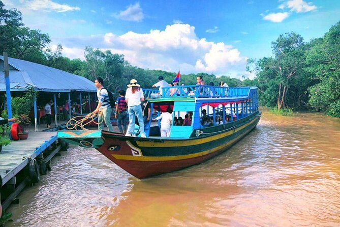 Floating Village-Mangrove Forest Private Tonle Sap Lake Boat Tour - Seeing Tonle Sap as a Working Community