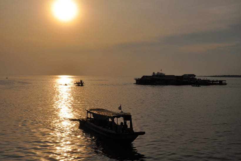 Floating Village Tour with Khmer Meal & Beer - Why Tonle Sap makes this more than a standard boat ride