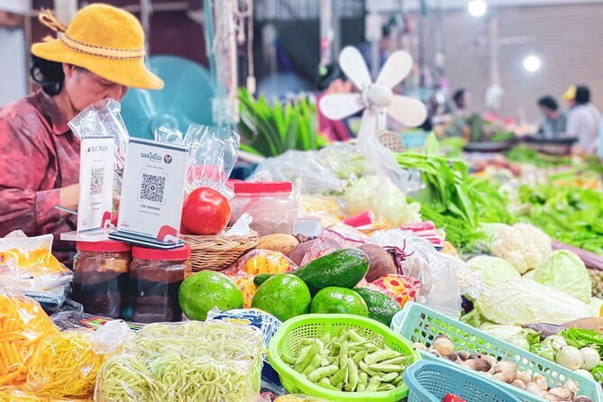FREE Siem Reap Market & Local Temple Tour - Starting beside the Siem Reap River at 9:00