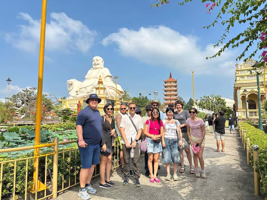 From HCM: Mekong Delta Floating Market 3days exit Phnom Penh - Who will enjoy this route most