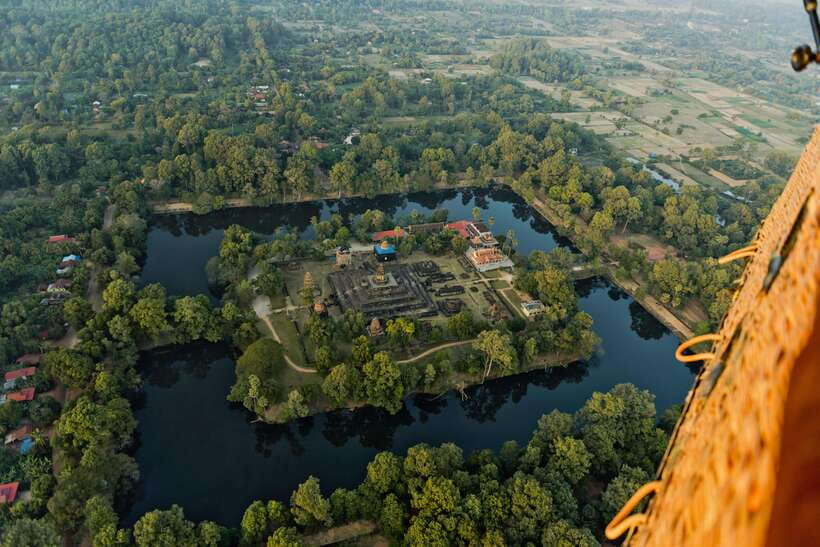From Krong Siem Reap: Angkor Hot Air Balloon Ride w/ Pickup - Sunset offers a different kind of flight