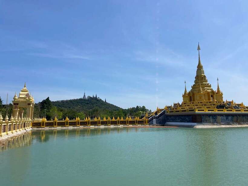 From Phnom Penh: Oudongk Mountain and Koh Chen Island Tour - Koh Chen Island and the sound of metalwork