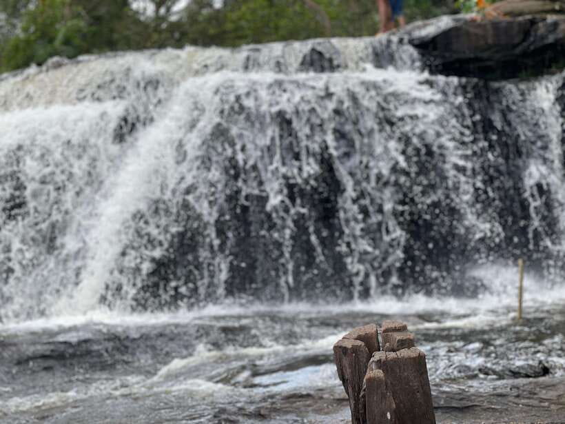 From Siem Reap: Banteay Srei and Kulen Waterfall Guided Tour - Waterfalls that depend on the season
