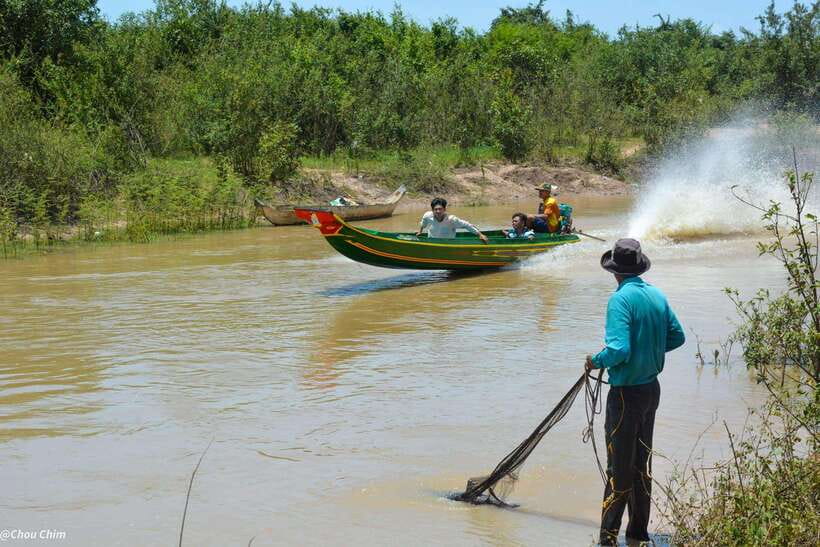 From Siem Reap: Floating Village Tour by Boat - Why Kompong Phluk feels different from a standard Siem Reap outing