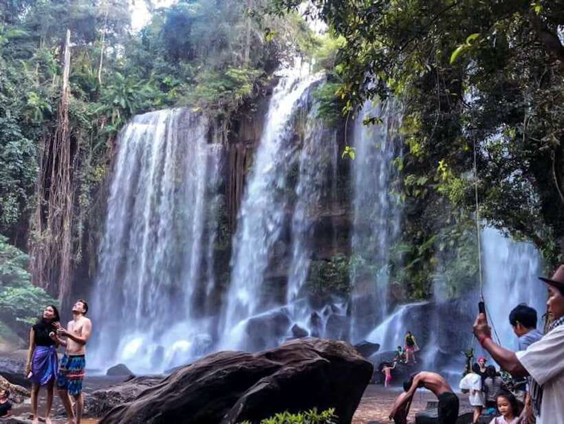 From Siem Reap: Guided Kulen Waterfall Tour - The optional Landmine Museum