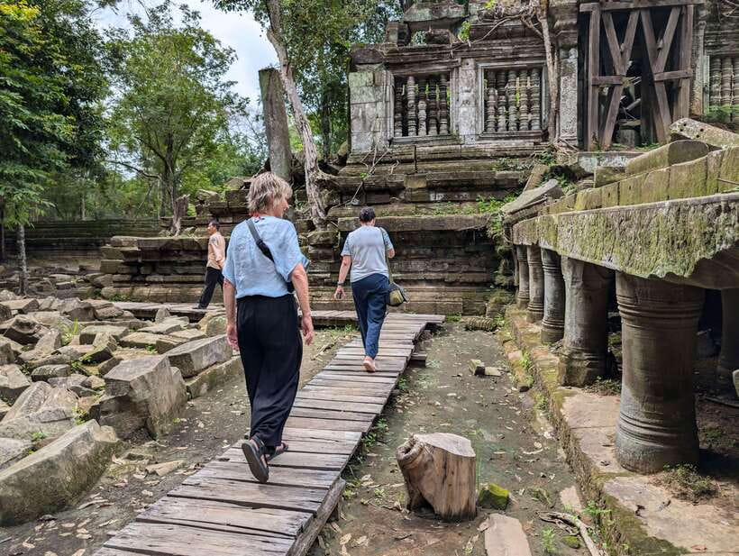 From Siem Reap: Koh Ker and Beng Mealea Private Day Tour - The ride from Siem Reap into the countryside