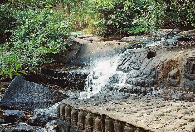 From Siem Reap: Small-Group Phnom Kulen Waterfall Day Tour - The plateau, forest and old temple sites