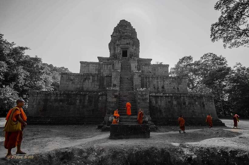 Full-Day Angkor Wat Sunrise and Sunset Private Tour - The guide and driver make the long day work