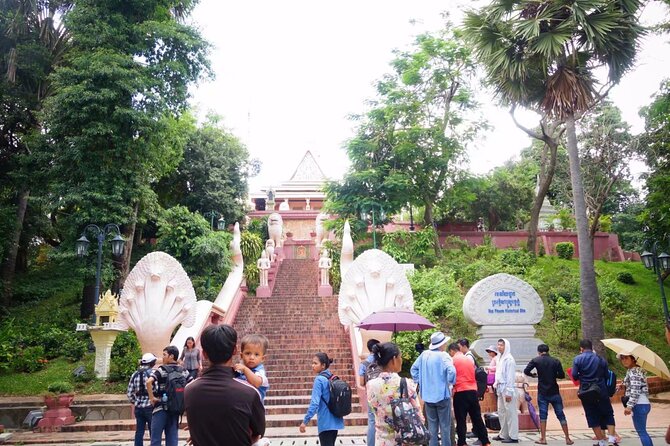 Full-Day Discover Oudong Mountain-Former Capital City & Phnom Penh City Tours - Climbing Oudong Mountain in the morning