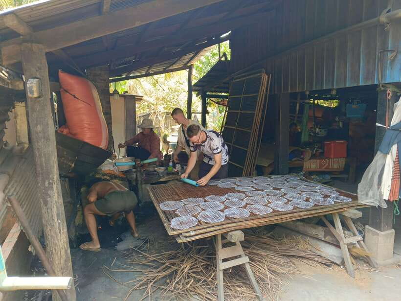Full-day: Handicraft, Bamboo train, Killing cave, Bat Cave - Who should book this Battambang tour?