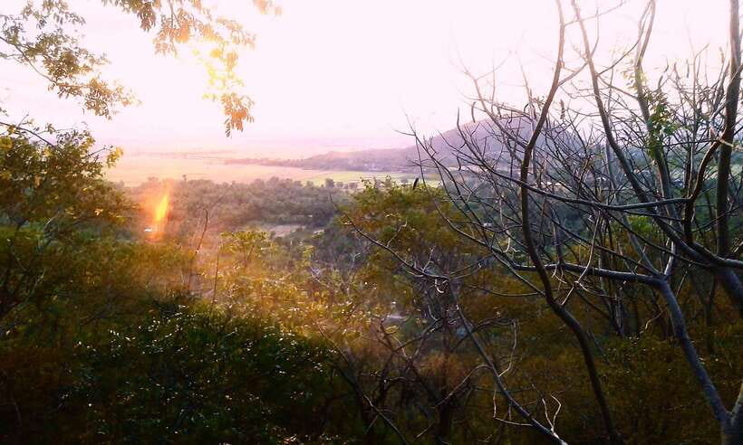 Full-day: Handicraft, Bamboo train, Killing cave, Bat Cave - Riding the original bamboo train