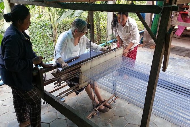 Full-Day Phnom Penh City & Silk Island with a local Tuk Tuk Tours - Wat Phnom in a shorter final visit