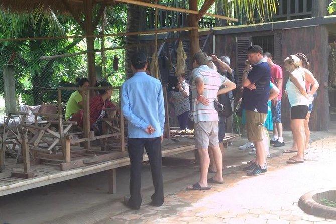 Full-Day Phnom Penh City & Silk Island with a local Tuk Tuk Tours - What to bring and how to pace yourself