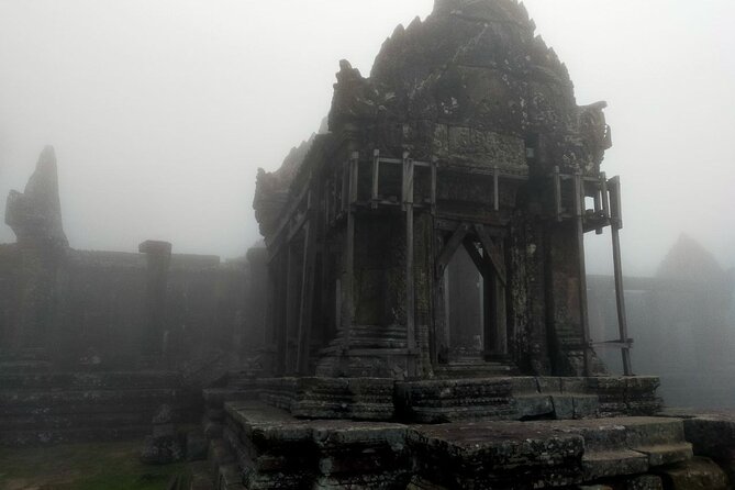 Full-Day Private Adventure Preah Vihea, Koh Ker & Beng Mealea - Koh Ker and its giant pyramid temple