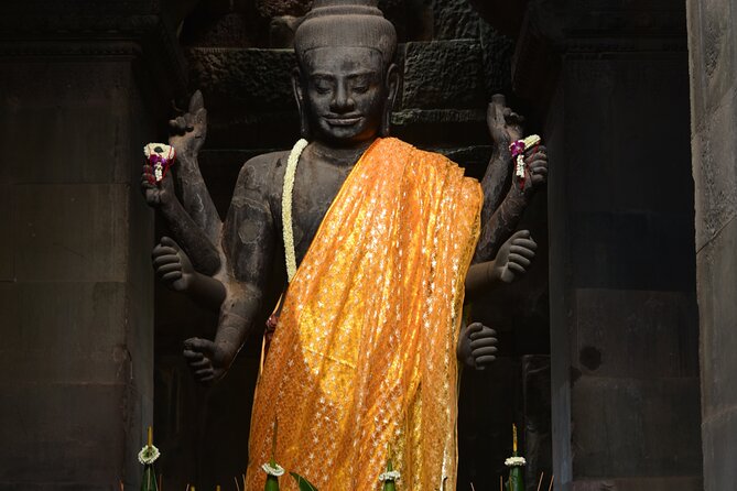 Full-Day Private Tour of Angkor Wat with Pick Up - The real price of the experience