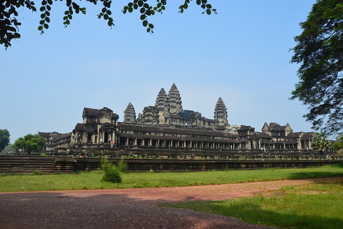 Full-Day Siem Reap Angkor Major Temples Private Tour - The Elephant Terrace and Leper King Terrace