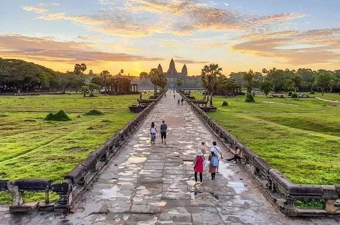 Full Day Tour Angkor Wat Sunrise and Siem Reap Temples - Banteay Srei and the optional final stop