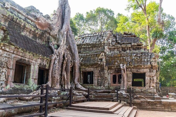Full Day Tour Angkor Wat Sunrise and Siem Reap Temples - Angkor Thom: gates, faces, and royal ceremony