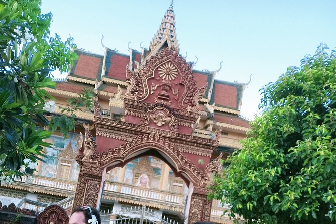 Full Day tour .City tour.Countryside.Bamboo Train.Secret Bat Cave - A long afternoon with a clear change of pace