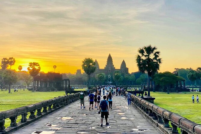 Full Day Tour Phnom Penh to Siem Reap Taxi, Angkor Visit & Return - Key points before you book