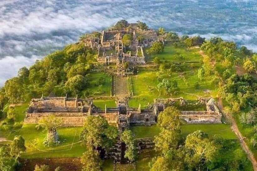 Full-Day Tour Preah Vihea & Koh Ker Temple - Reaching Preah Vihear by 4x4
