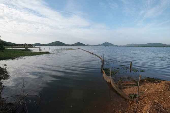 Half-Day Adventure to the Pepper Farm by Scooter - Fourth stop: Secret Lake and its difficult past