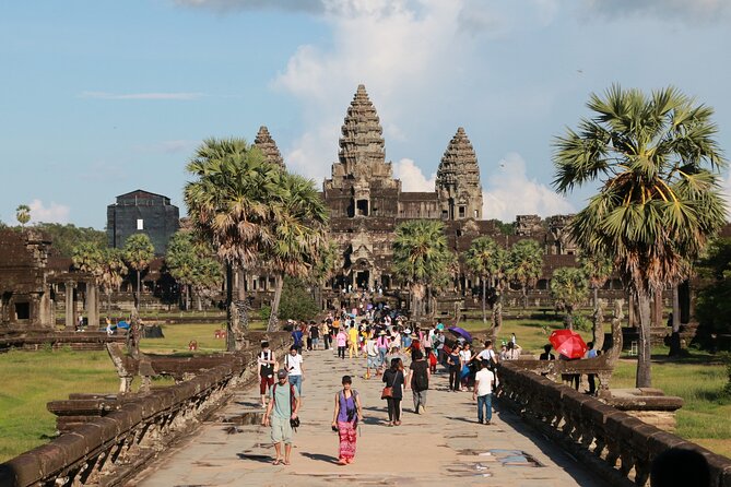 Half Day Angkor Wat Tour - Air-conditioned transport in Siem Reap’s heat