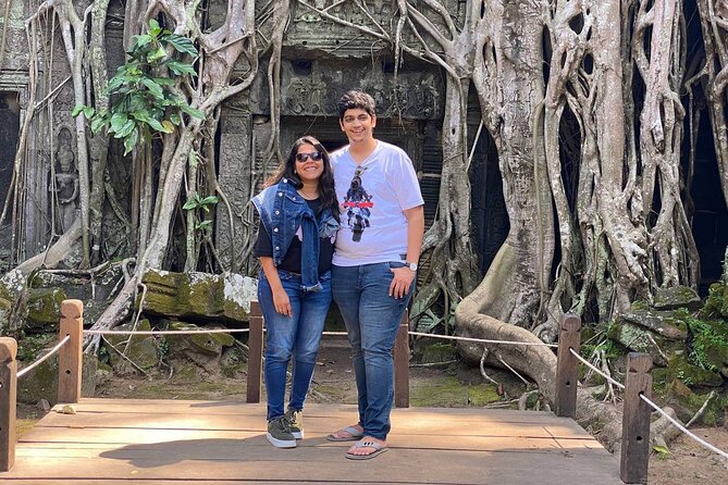 Half Day Angkor Wat Tour - Morning or Afternoon from Siem Reap - Bayon and its many smiling faces