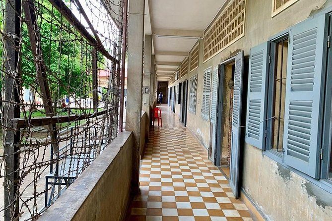 Half-Day Phnom Penh City Tours - S21: entering a former school turned prison