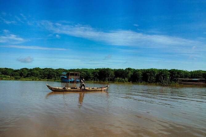 Half-Day Private Sunset Tour In Kampong Phluk From Siem Reap - The boat ride toward Tonle Sap at sunset