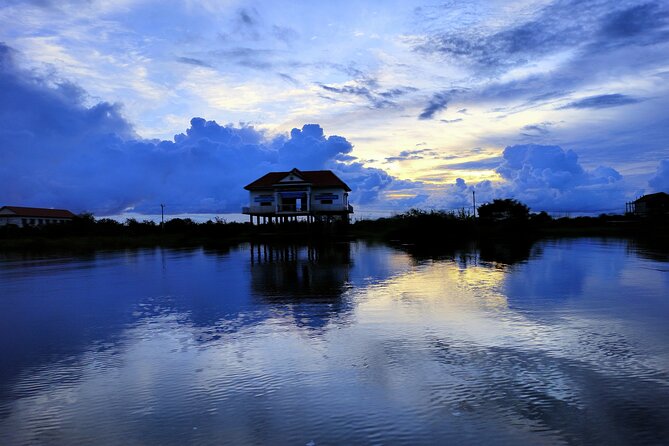 Half-Day Private Sunset Tour In Kampong Phluk From Siem Reap - The private ride from Siem Reap