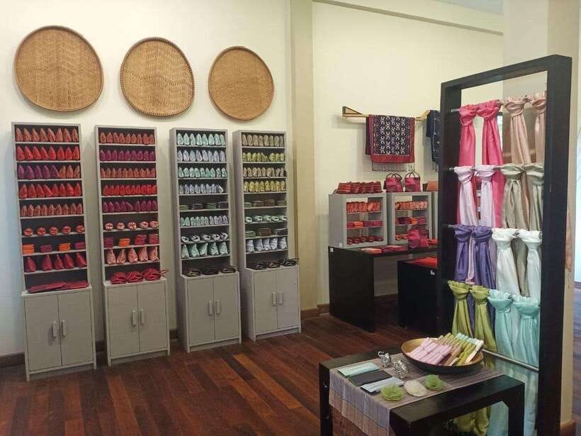 Half-Day: Silk Farm, Senteur Angkor, and Satcha Workshop - Who should book this experience