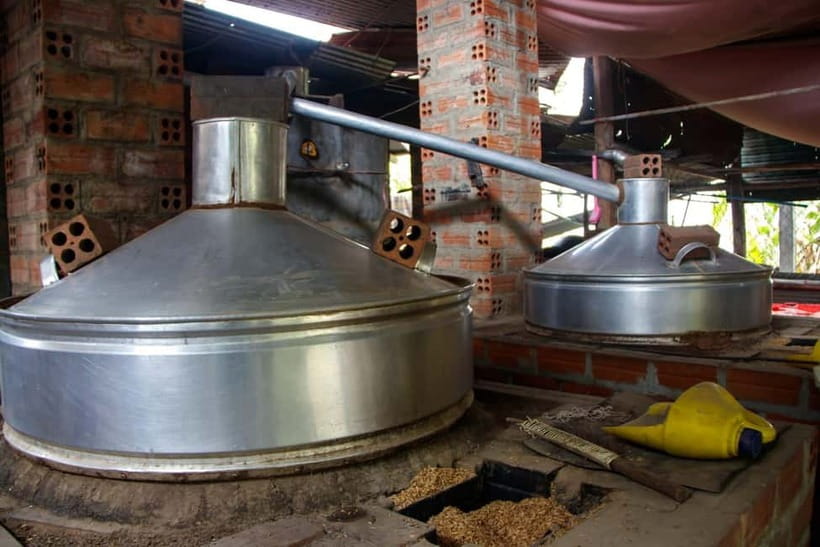 Handicraft tour/rice paper,/rice wine/bat cave Sun Set - Quick reasons to choose this Battambang tour