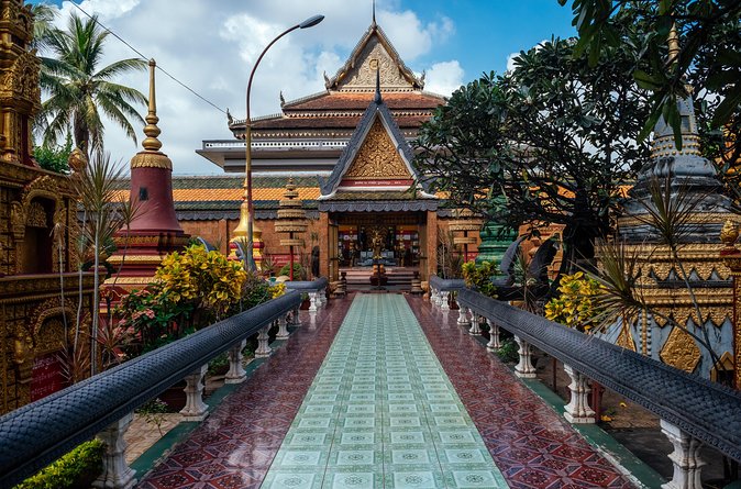 Highlights & Hidden Gems With Locals: Best of Siem Reap Private Tour - Why this short walk works as a Siem Reap introduction
