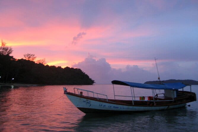 Intercity Transfer (Siem Reap to Sihanoukville) - Choosing the right vehicle for eight hours