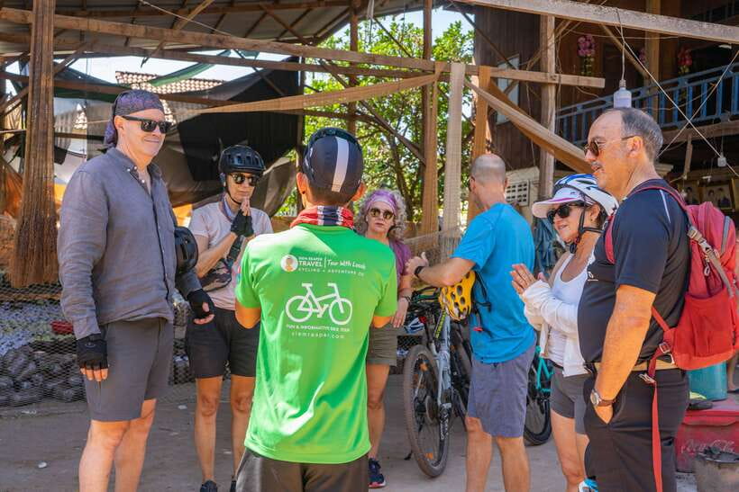 Kampong Phluk: Floating Village Sunset Bike Tour or E-Bike - Sunset on Tonle Sap Lake