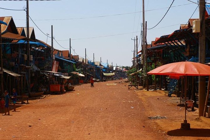 Kampong Phluk Floating Village & Sunset Lake Canoe Tour - Leaving Siem Reap in an air-conditioned vehicle