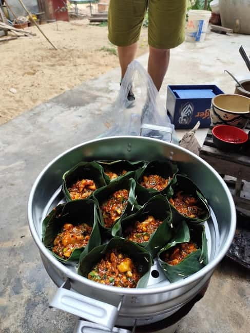 Kampot Countryside: Authentic Khmer Cooking Class - Eco Lotus Kampot and the countryside setting