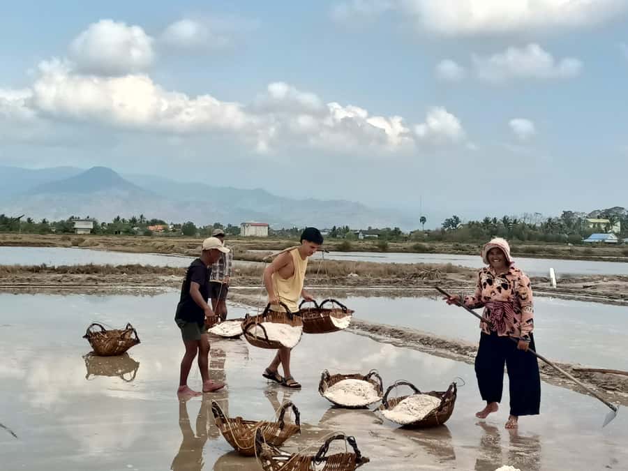 Kampot Countryside include Pepper farm, Salt field & Lake - Who will enjoy it most?