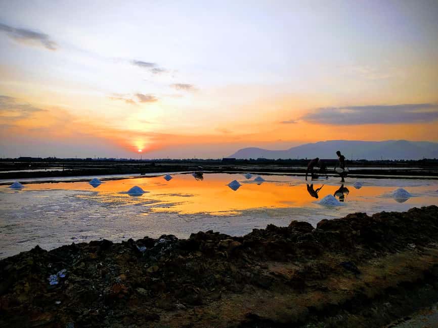 Kampot Pepper & Kep/Crab Market Tours: Salt, Secret lake - Kep beach and the old town