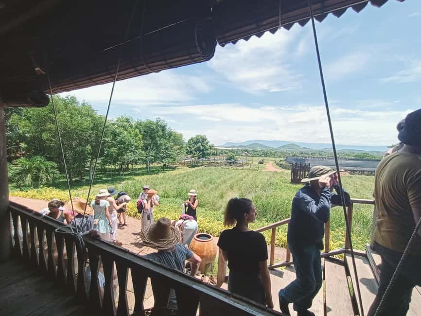 Kampot-Phnom Penh include Pepper farm Tour, Salt field, Lake - Should you book it?