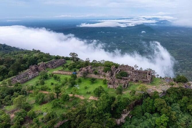 Kbal Spean, Banteay Srei, Beng Melea & Rolous temples Tour - What the private guide adds