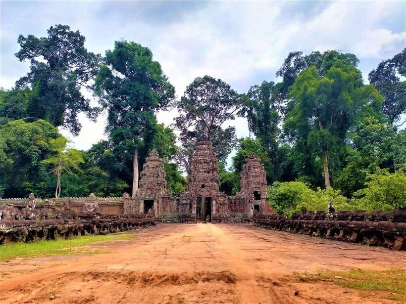 Kbal Spean Trekking Tour with Banteay Srei & Landmine Museum - The Landmine Museum adds modern Cambodia
