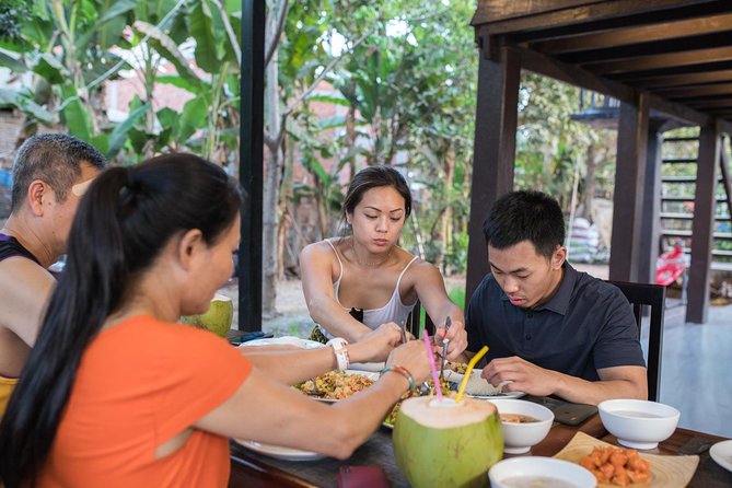 Khmer Cooking Class at a Local's Home in Krong Siem Reap - Choosing four Khmer dishes