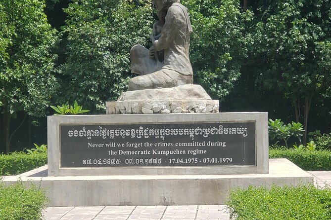 Killing Field and Genocide Museum private haft day Tour - Why this Phnom Penh tour is worth your time